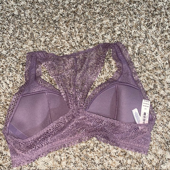 3 for $25! NWT Size S Victoria’s Secret Bralette - Picture 2 of 3